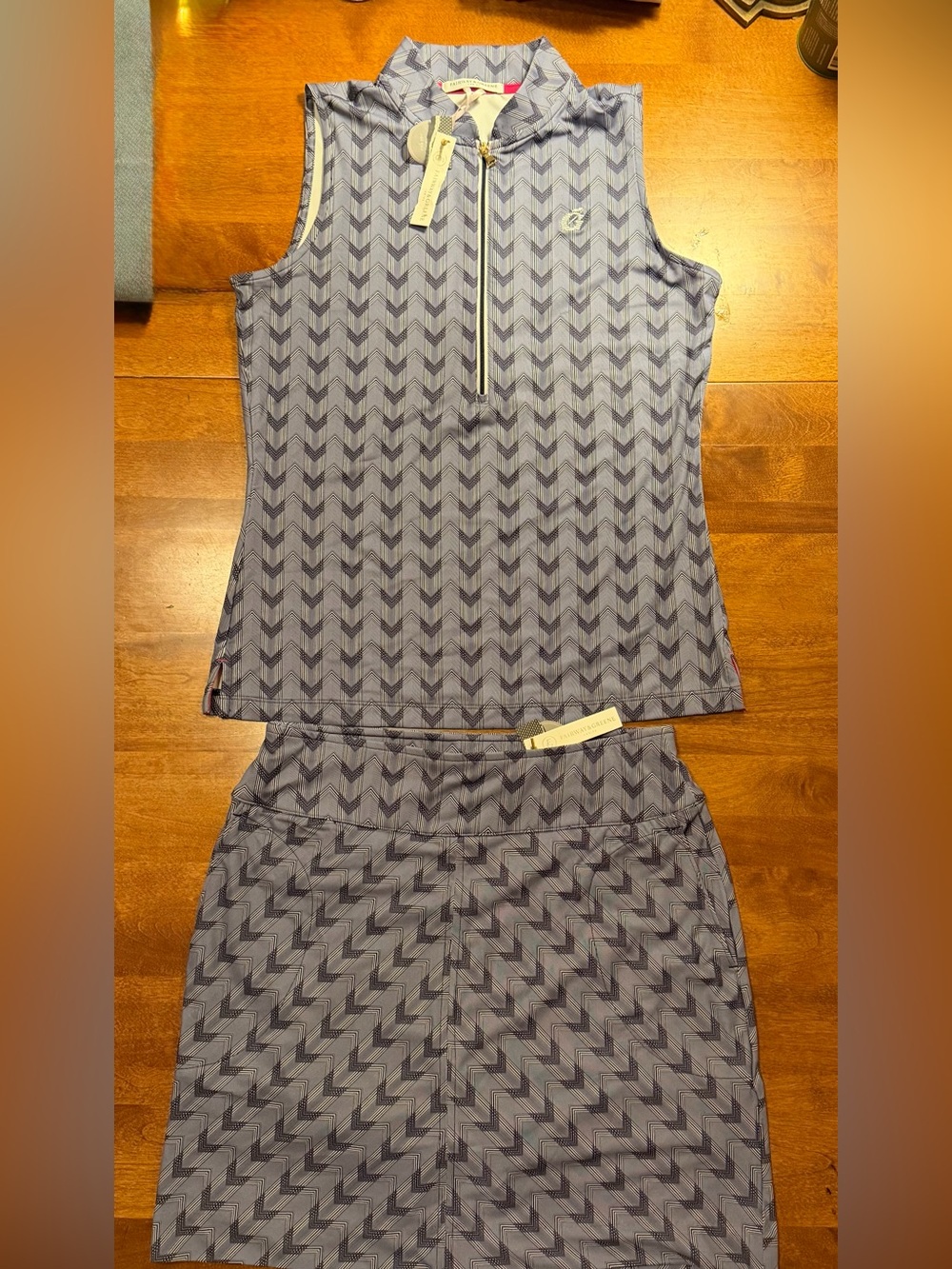 NWT Fairway & Greene Ladies Golf Top & Skort Set Size Small
